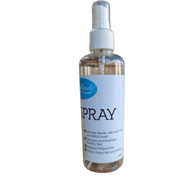 Pet spray for cleaning and soothing sore skin